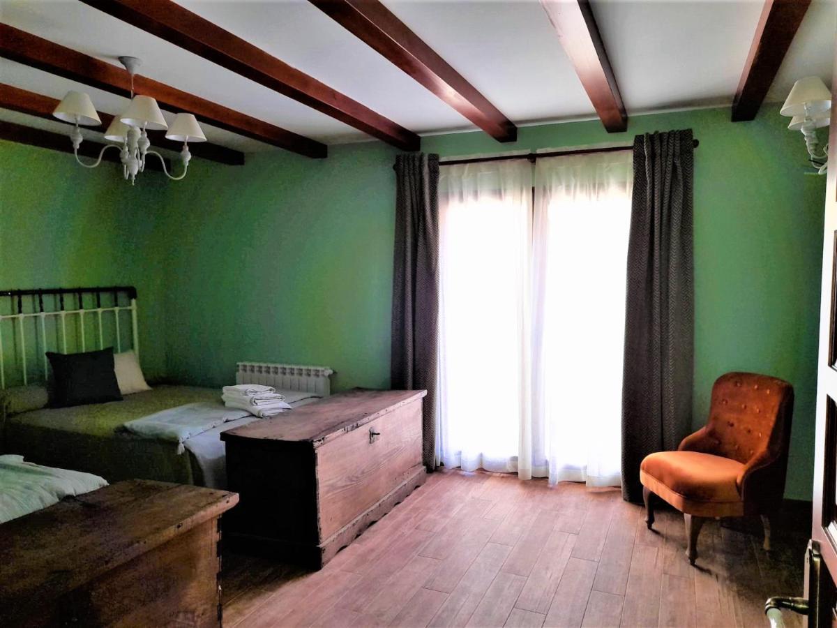 Casa Rural Del Tio Maino Becerril de la Sierra Eksteriør billede