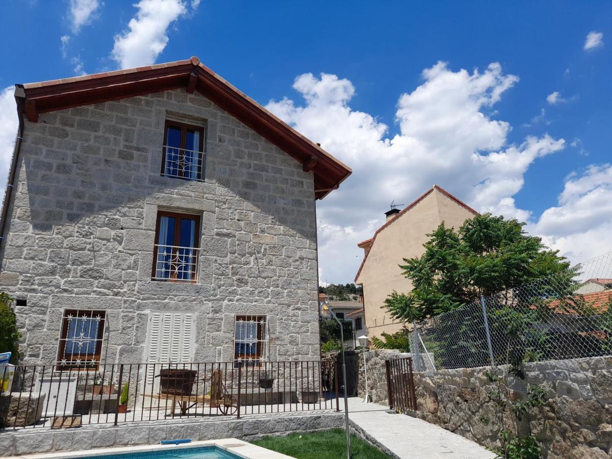 Casa Rural Del Tio Maino Becerril de la Sierra Eksteriør billede